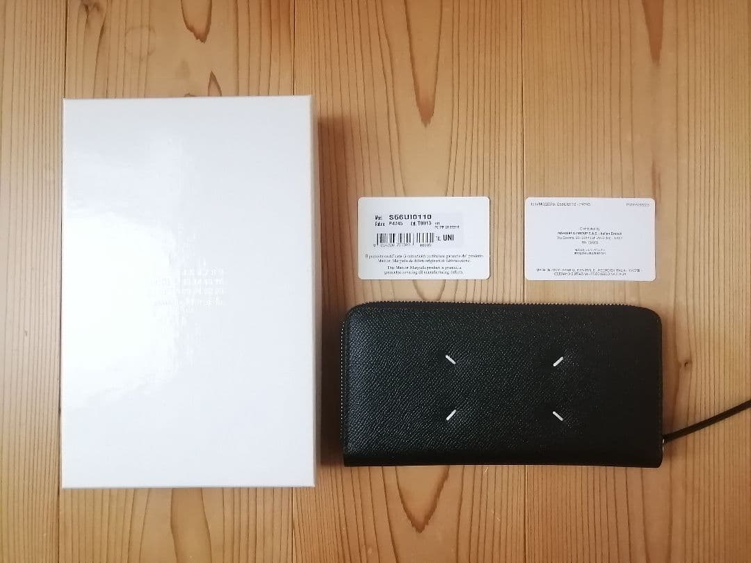 メゾンマルジェラ　ラウンドファスナー　S56UI0110 P4745 T8013 Maison Margiela（メゾンマルジェラ） 長財布 S56UI0110 P4745 メンズ