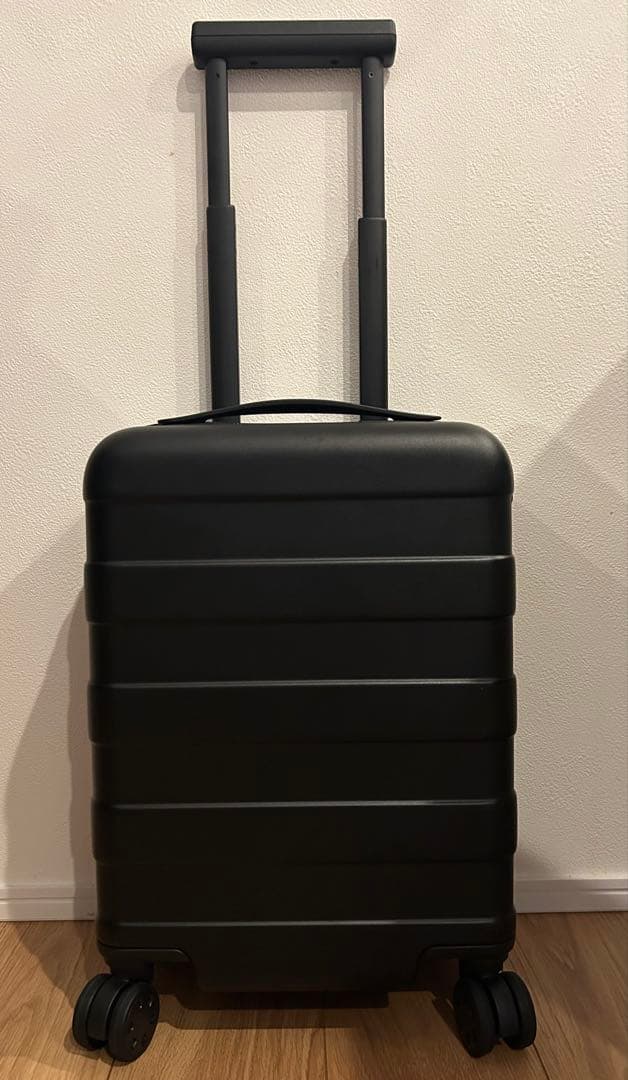 【美品】無印良品 バーを自由に調節できる ハードキャリーケース 20L ブラック 無印良品 バーを自由に調節できる ハードキャリーケース 20L タテ