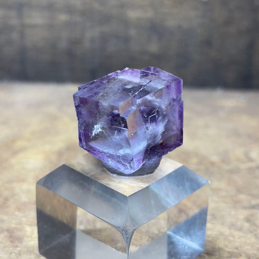 VIP-1003 中国　ヤオガンシャン産　フローライト原石＊ハイクリアパープル