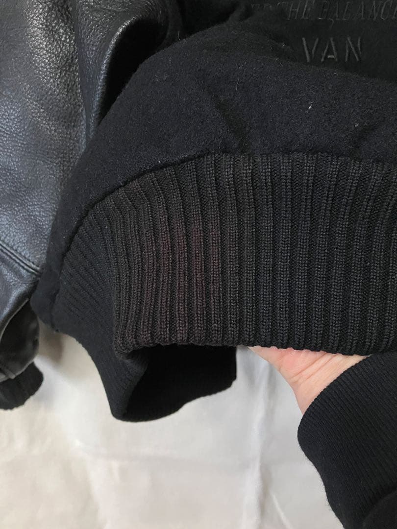 80s VAN スタジャン 黒 L〜XL 牛本革使用 IVY アイビー レザー - メルカリ