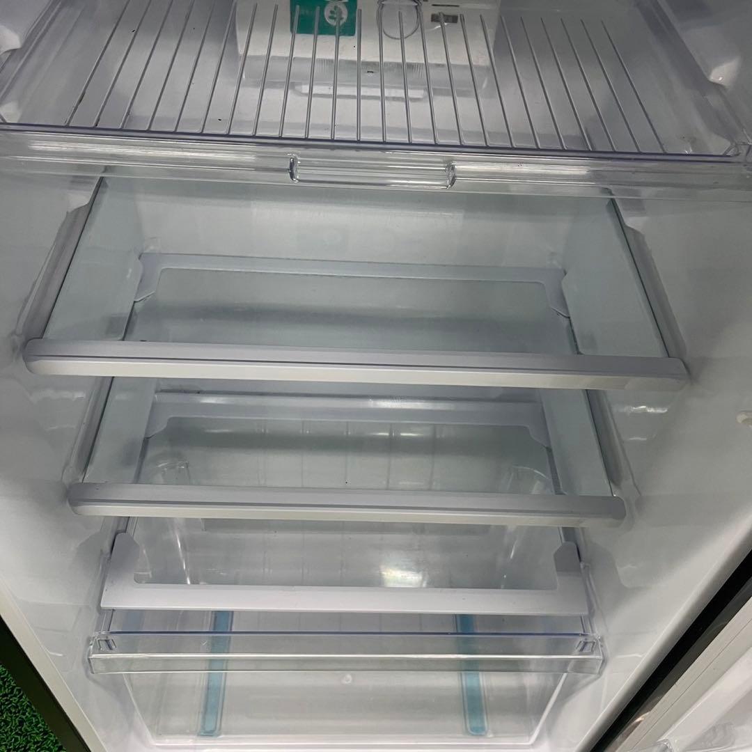 571 SHARP 冷蔵庫　225L 200L強　小型　一人暮らし　同棲　右開き