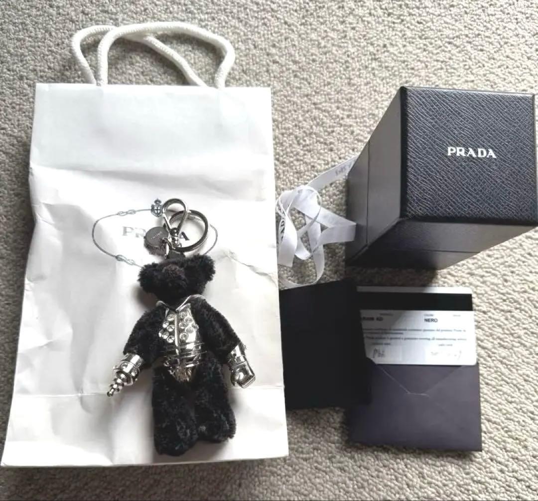 新品未使用　PRADA (プラダ) ベア チャーム キーホルダー ブラック PRADA プラダ キーホルダー バッグチャーム Teddy ベアトリック