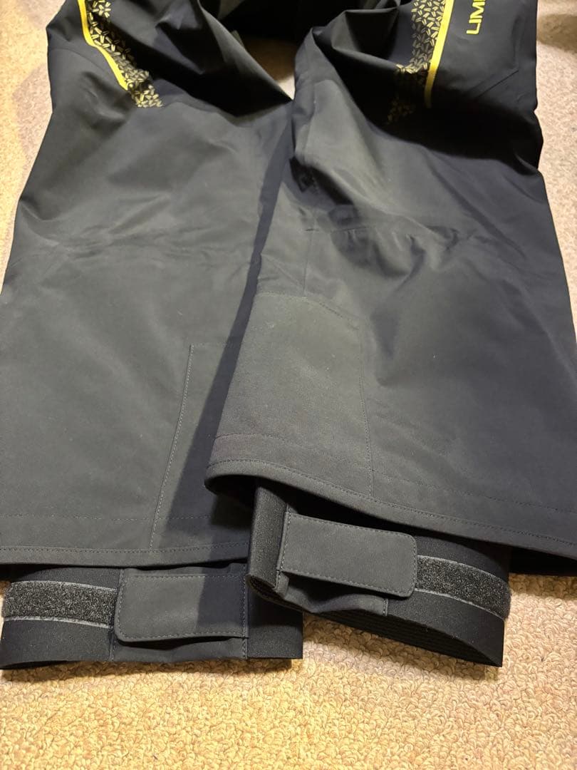 【新品未使用品】リミテッドプロ　ゴアテックスプロレインスーツ　サイズL