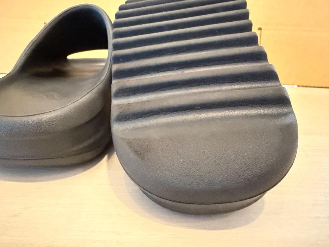 アディダス イージー スライド サンダル 27.5cm US9 HQ6448 黒