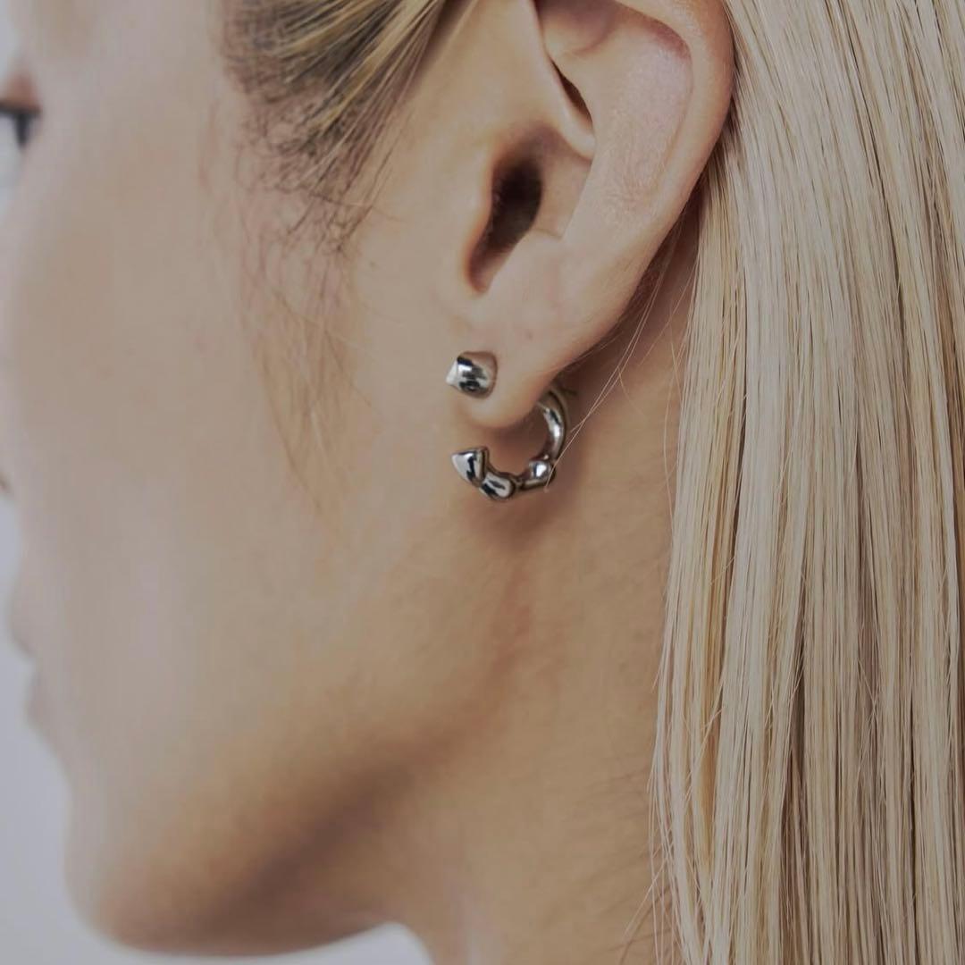 新品未使用 jentlouis ピアス 両耳 ※バラ片耳でも可 - メルカリ