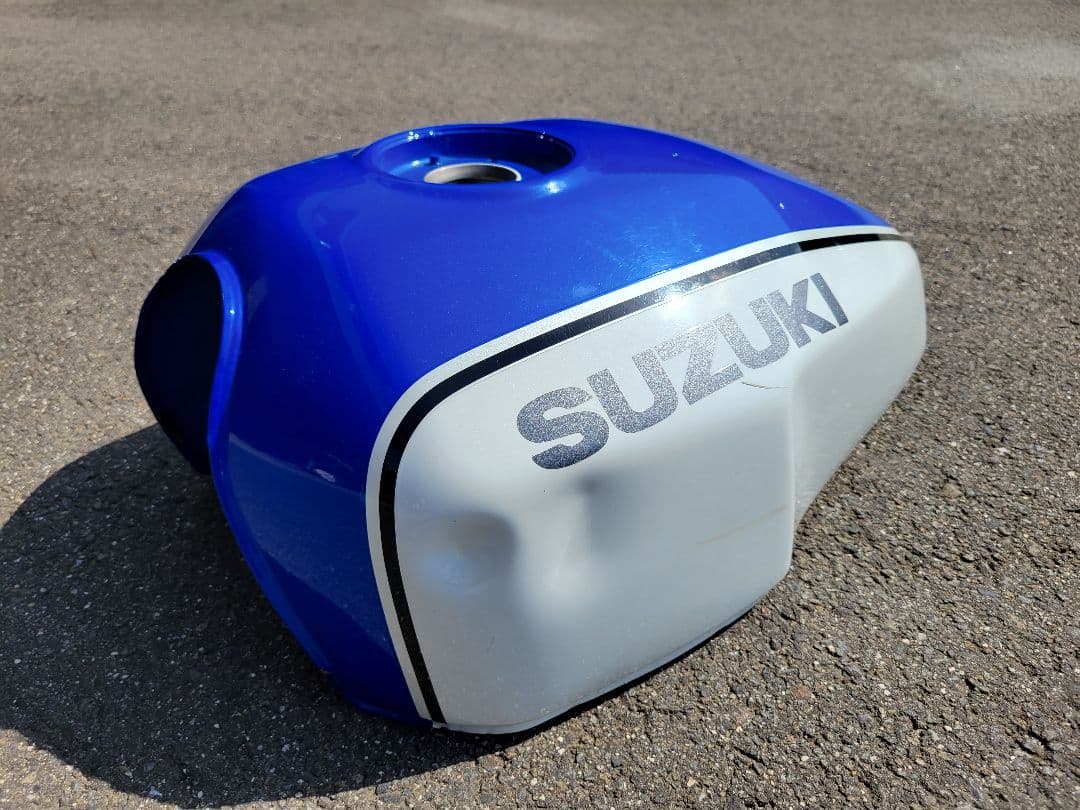 GSX400 インパルス タンク L108902323 - パーツ最 安値 価格