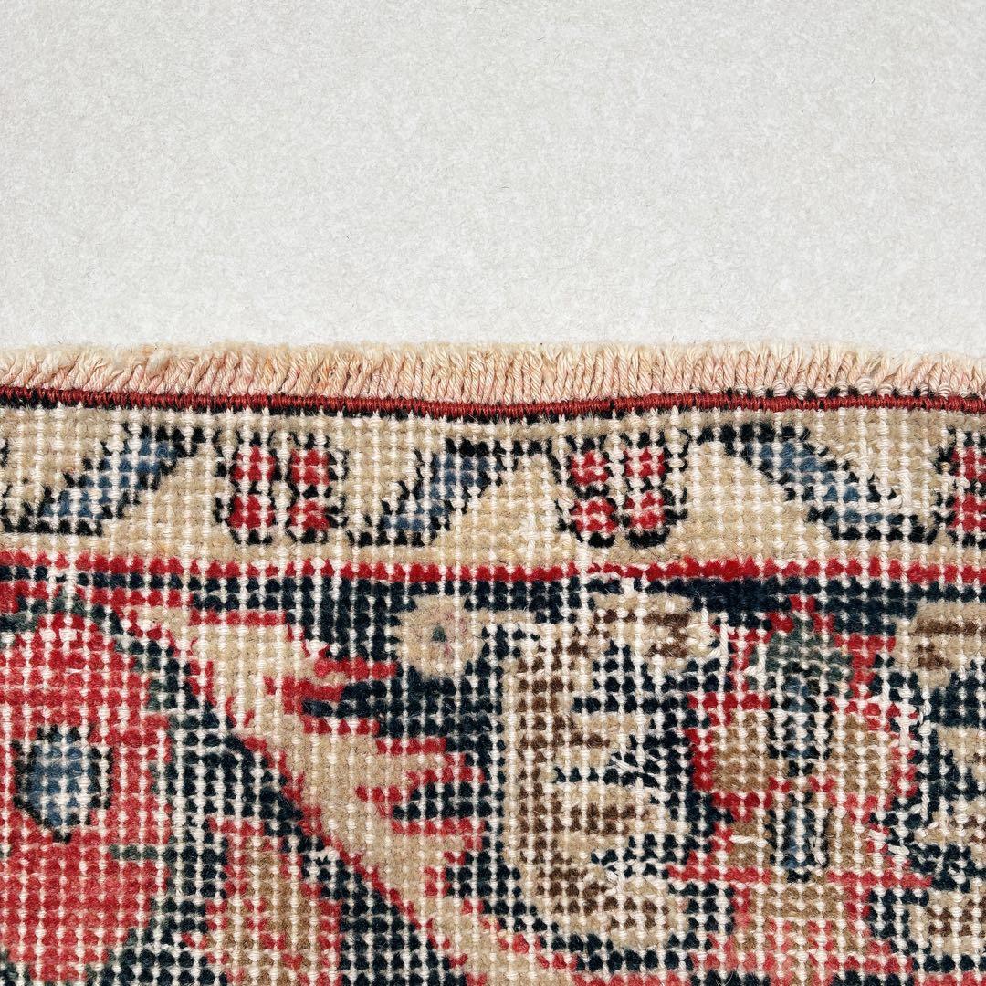 トルコ　ヴィンテージラグ　赤　ネイビー　メダリオン