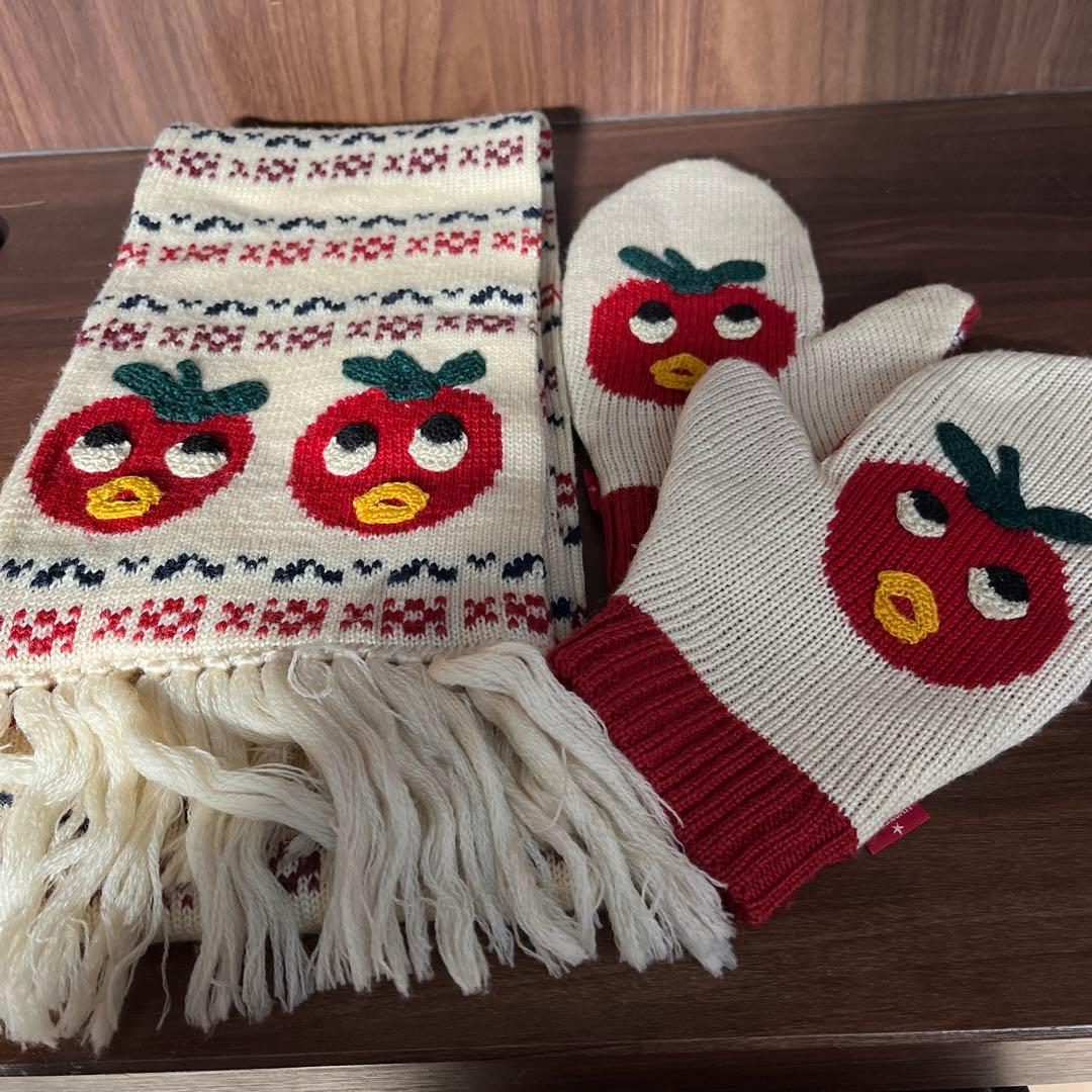 Hysteric Glamour トマトバード マフラー、ミトン - メルカリ