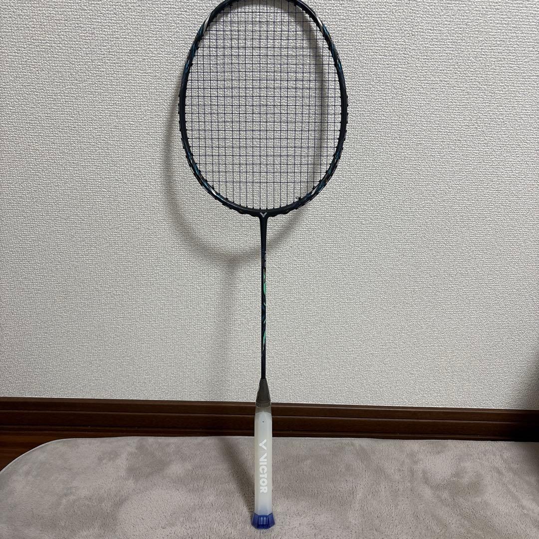 ビクター バドミントンラケット ARS-100X Ultra 4UG5 - メルカリ