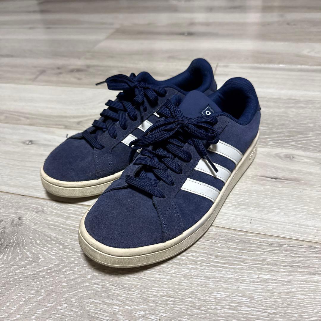 ネイビー スエード スニーカー - メルカリ
