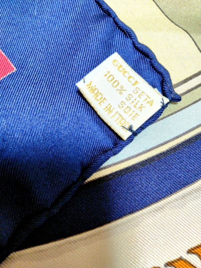 美品】GUCCI グッチ 大判シルクスカーフ 望遠鏡 天体図 - メルカリ