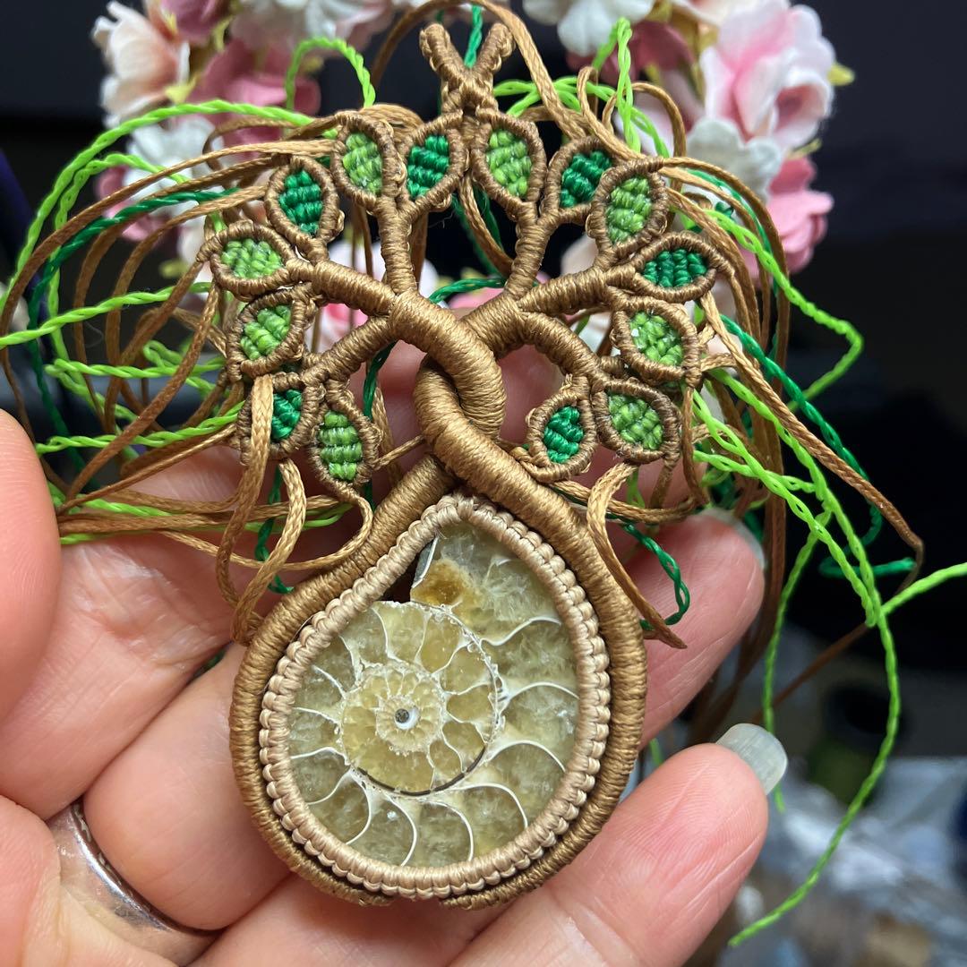 マクラメ手作りネックレス（生命の樹） - メルカリ