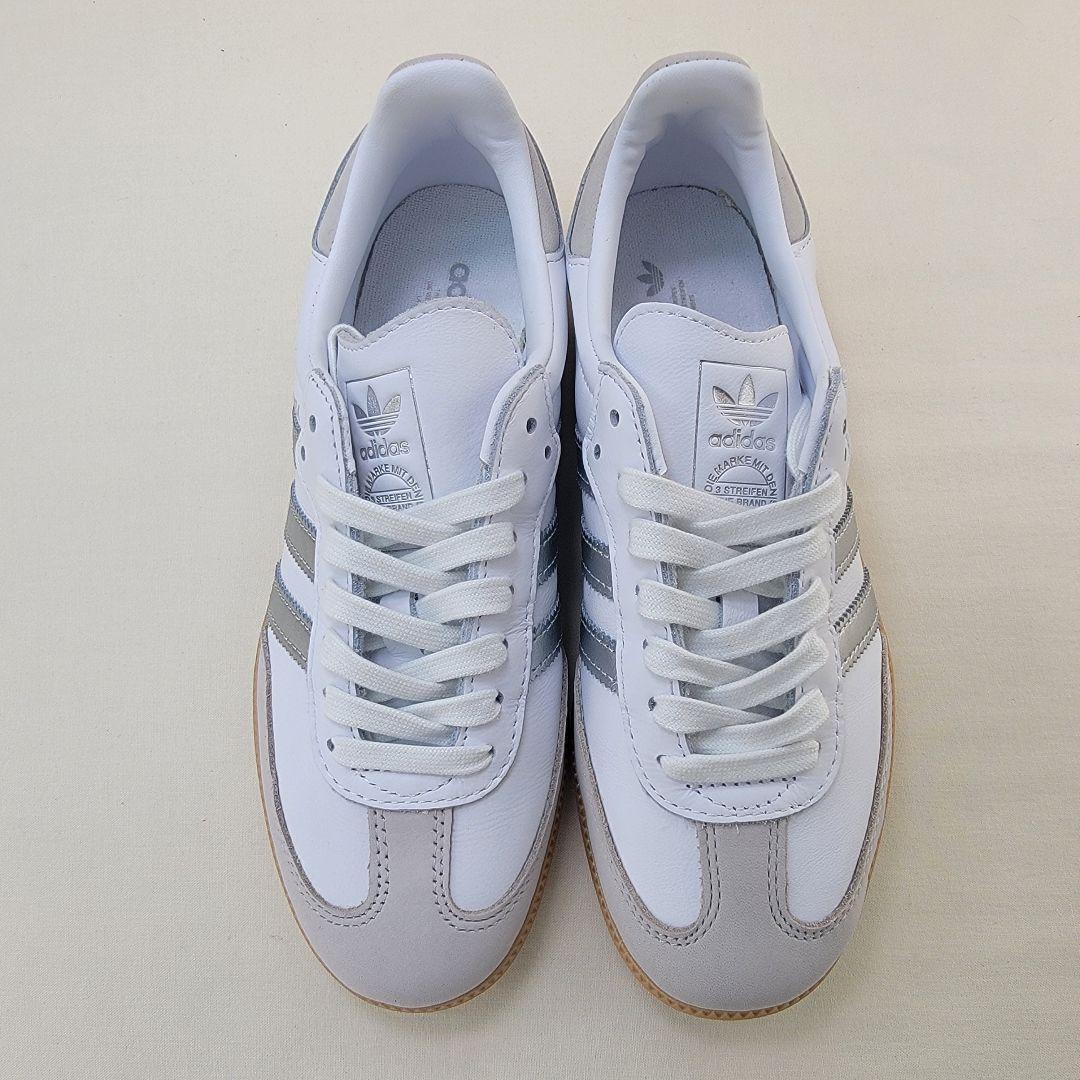 アディダス サンバ OG ホワイト/シルバー 23.5cm