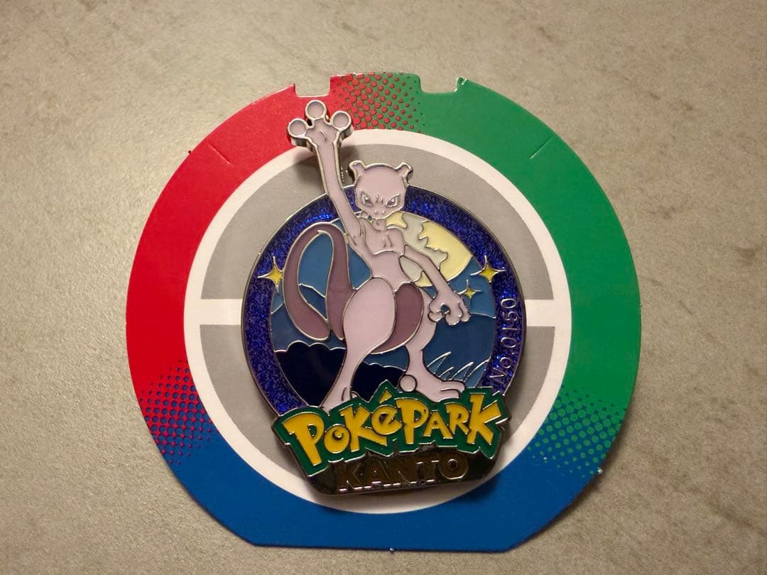 ポケパークカントー ピンバッジ ミュウツー - メルカリ