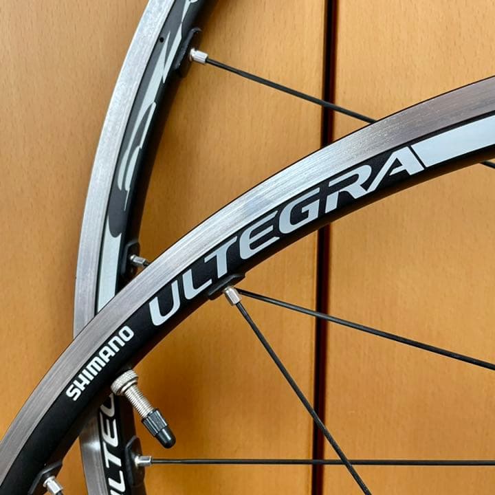 新品・未使用）シマノアルテグラWH-6700 チューブレスホイール 前後セット