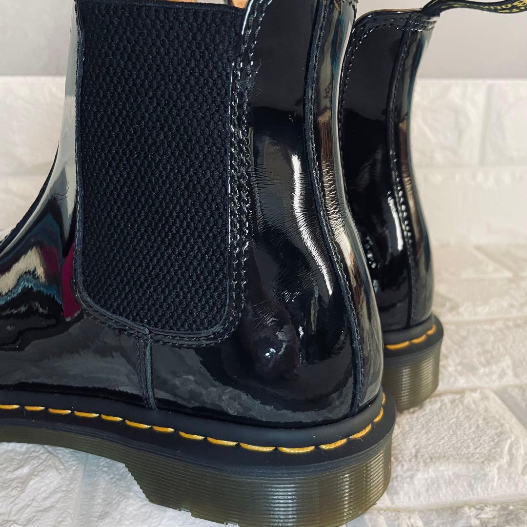 Dr.Martin UK8 チェルシーブーツ 光沢 黒 厚底