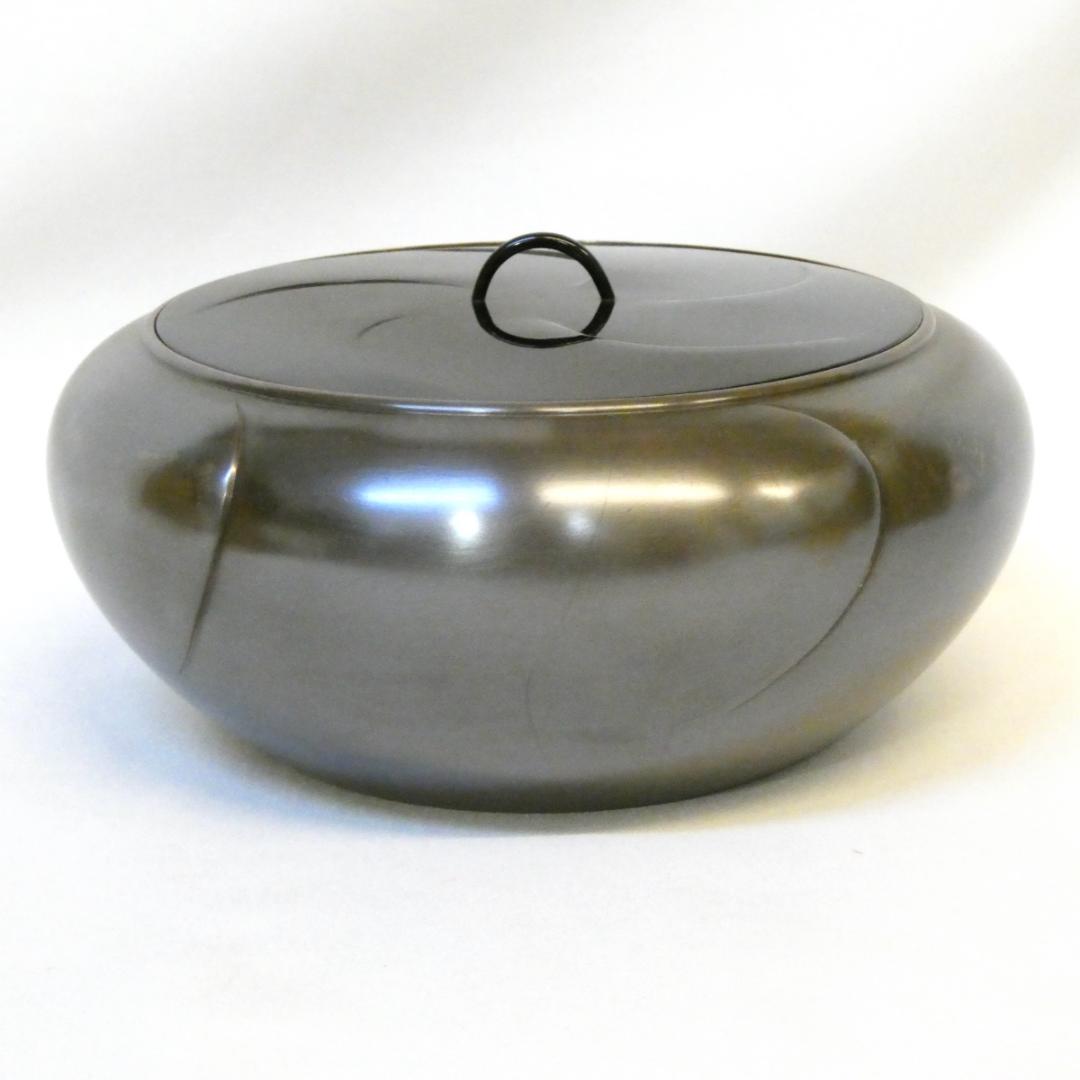 一ノ瀬宗辰作 高村表恵作塗蓋添 砂張銅 捻梅水指 唐銅 茶道具 - メルカリ