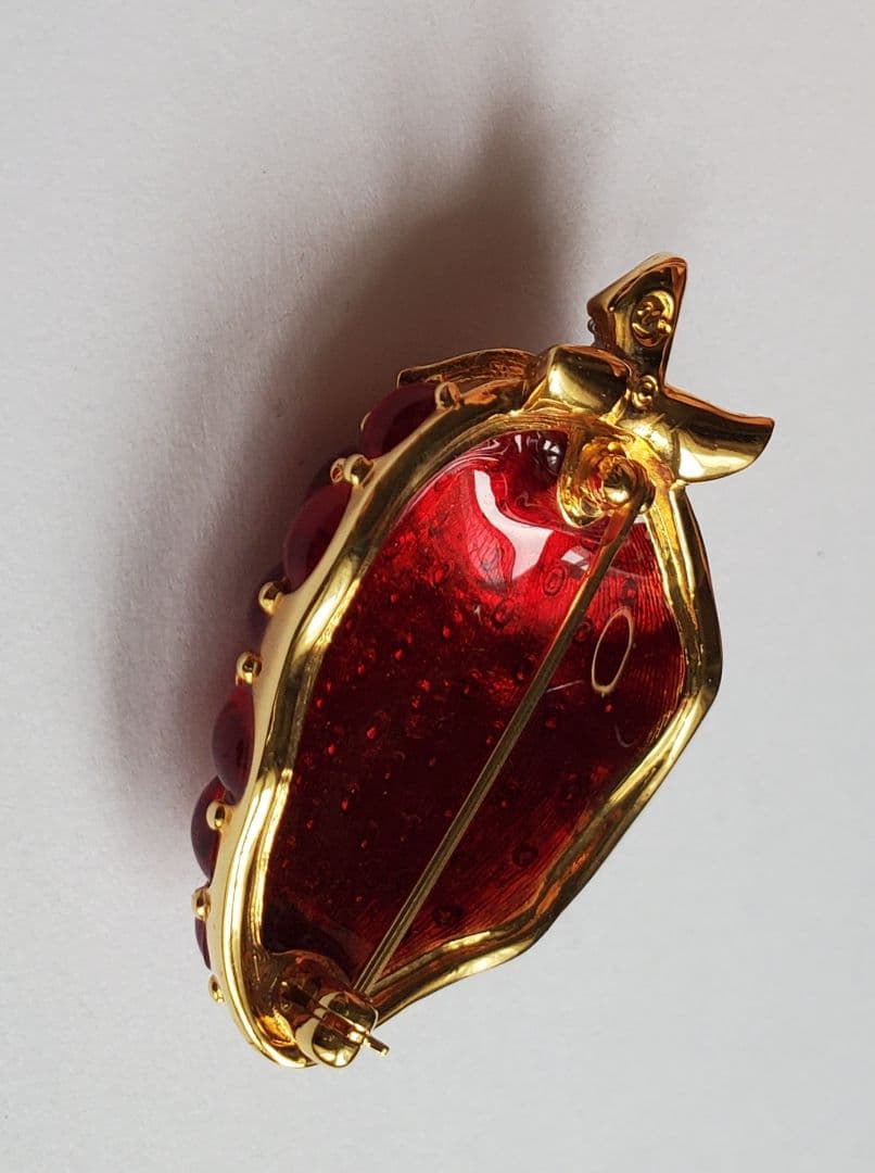 ヴィンテージ SWAROVSKI スワロフスキー イチゴ ブローチ ジュエリー