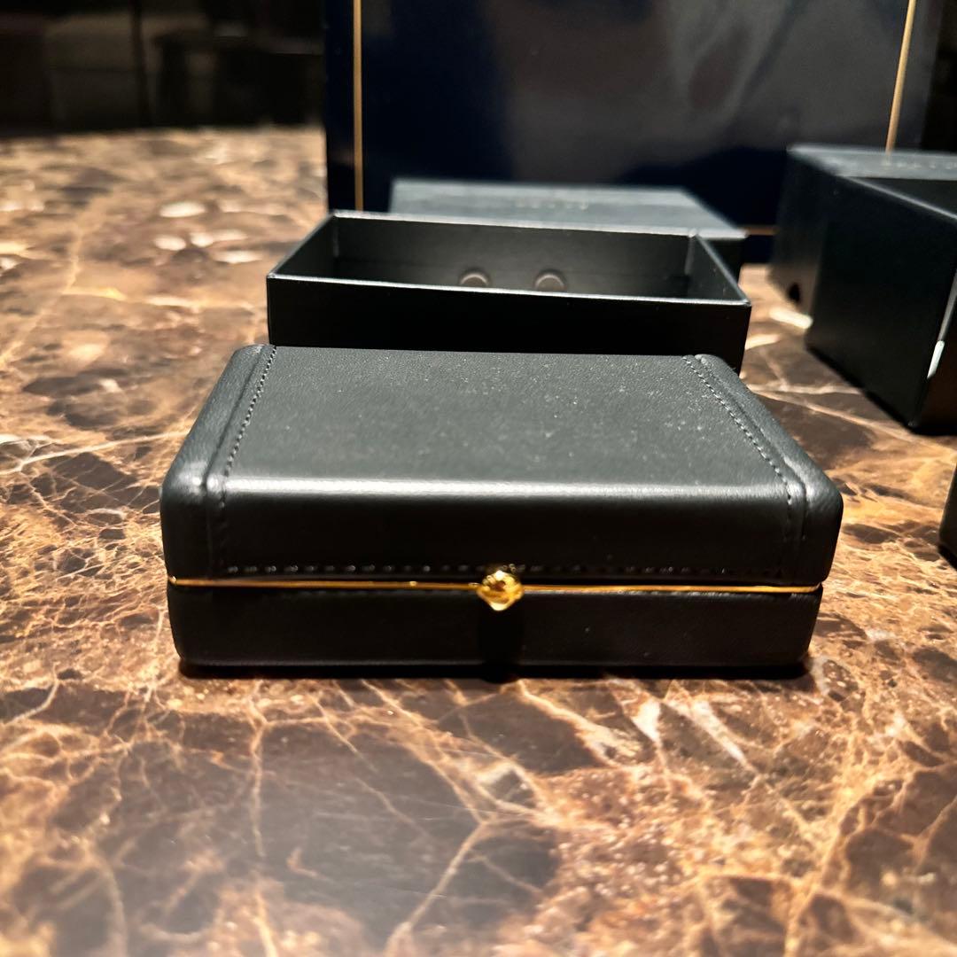 GRAFF ジュエリーボックス　セット　ネックレス　ピアス