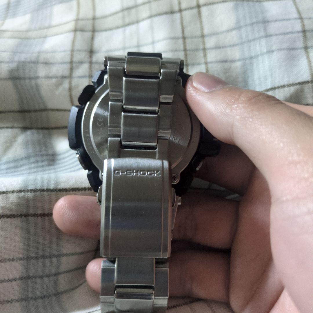 CASIO G-SHOCK【GST-B100】 太陽電池 電波時計　美品