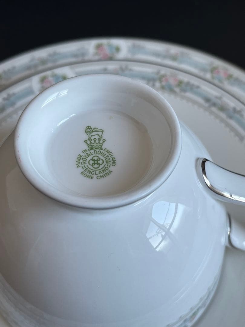 最終値下げ英国製ロイヤルドルトン 花柄違い 6セット 未使用品