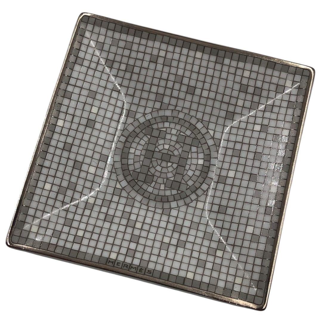 良品◎Hermès エルメス モザイク ヴァンキャトル プラチナ プチカレ エルメス HERMES モザイク ヴァンキャトル プラチナ プチカレ スクエア