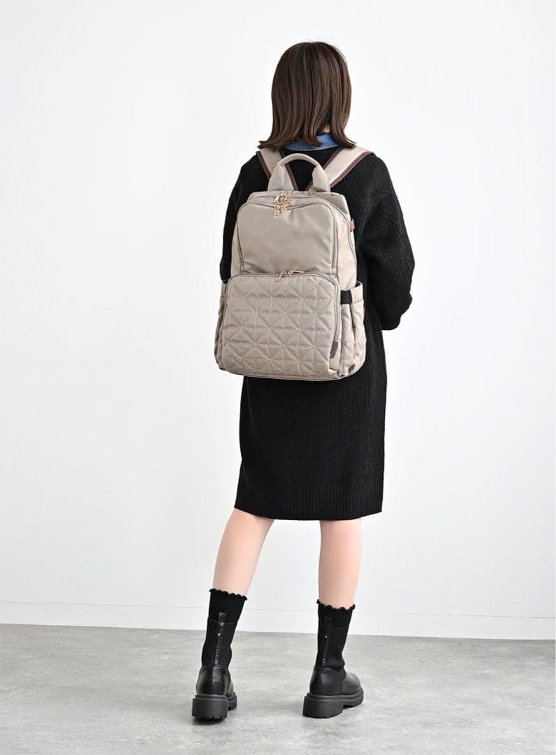 MUMU & Co. 史上最強の多機能 リュック マザーズ ベージュ - メルカリ