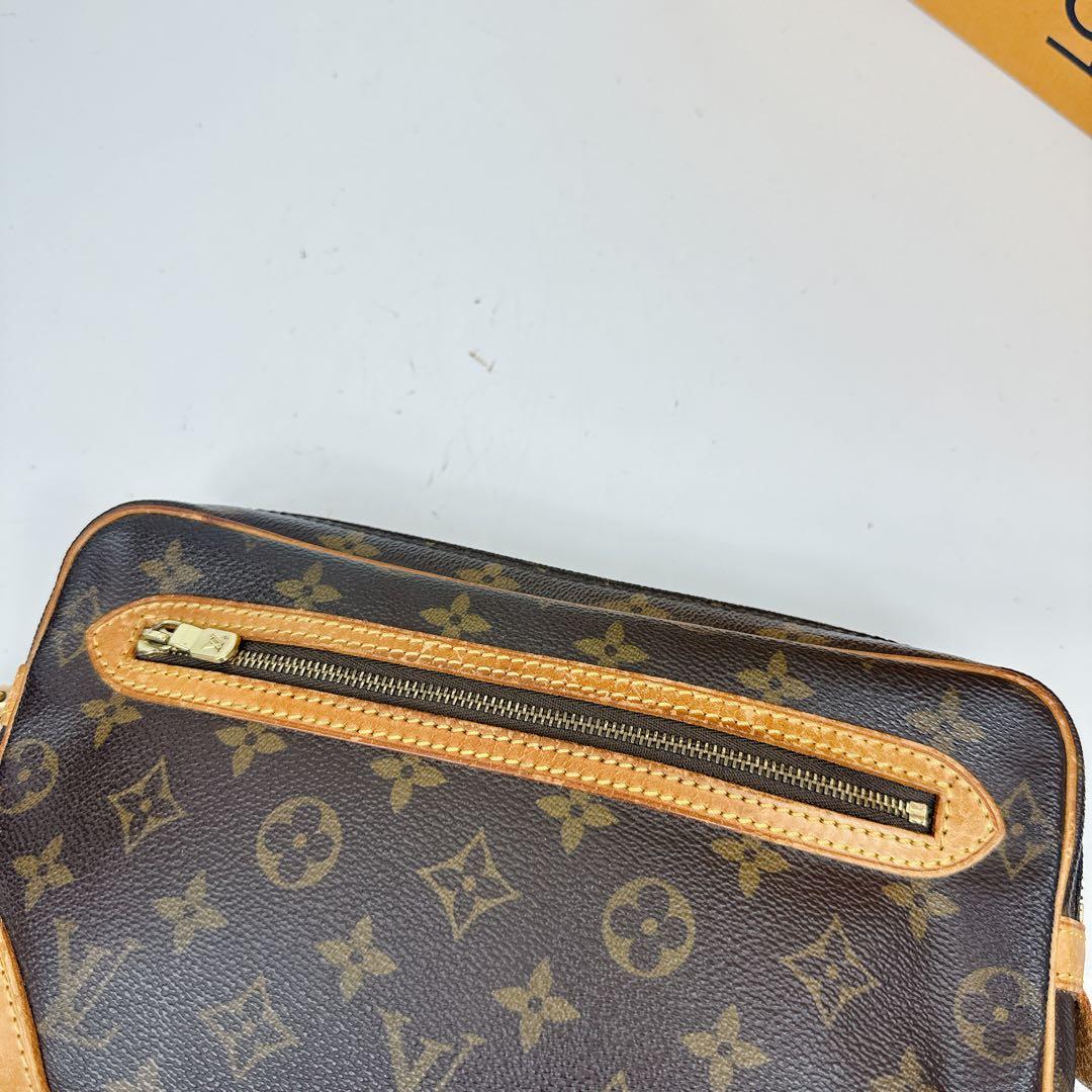 ルイヴィトン　モノグラム　ポシェットマルリードラゴンヌ　セカンドバッグ