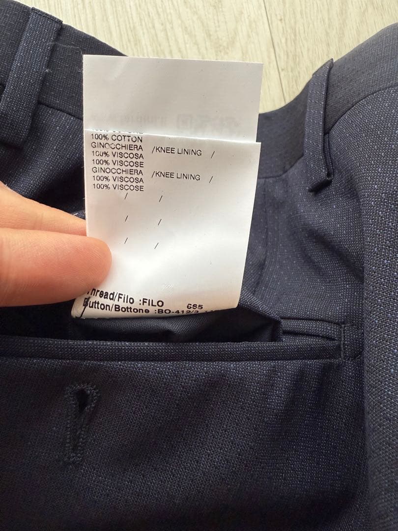 シャア様専用 未使用 LARDINI ウールスーツ 50 ミッドナイトブルー