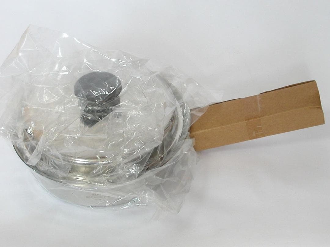 アムウェイ 中フライパン 現行未使用品 2008製 料理本とスクラブバッズ