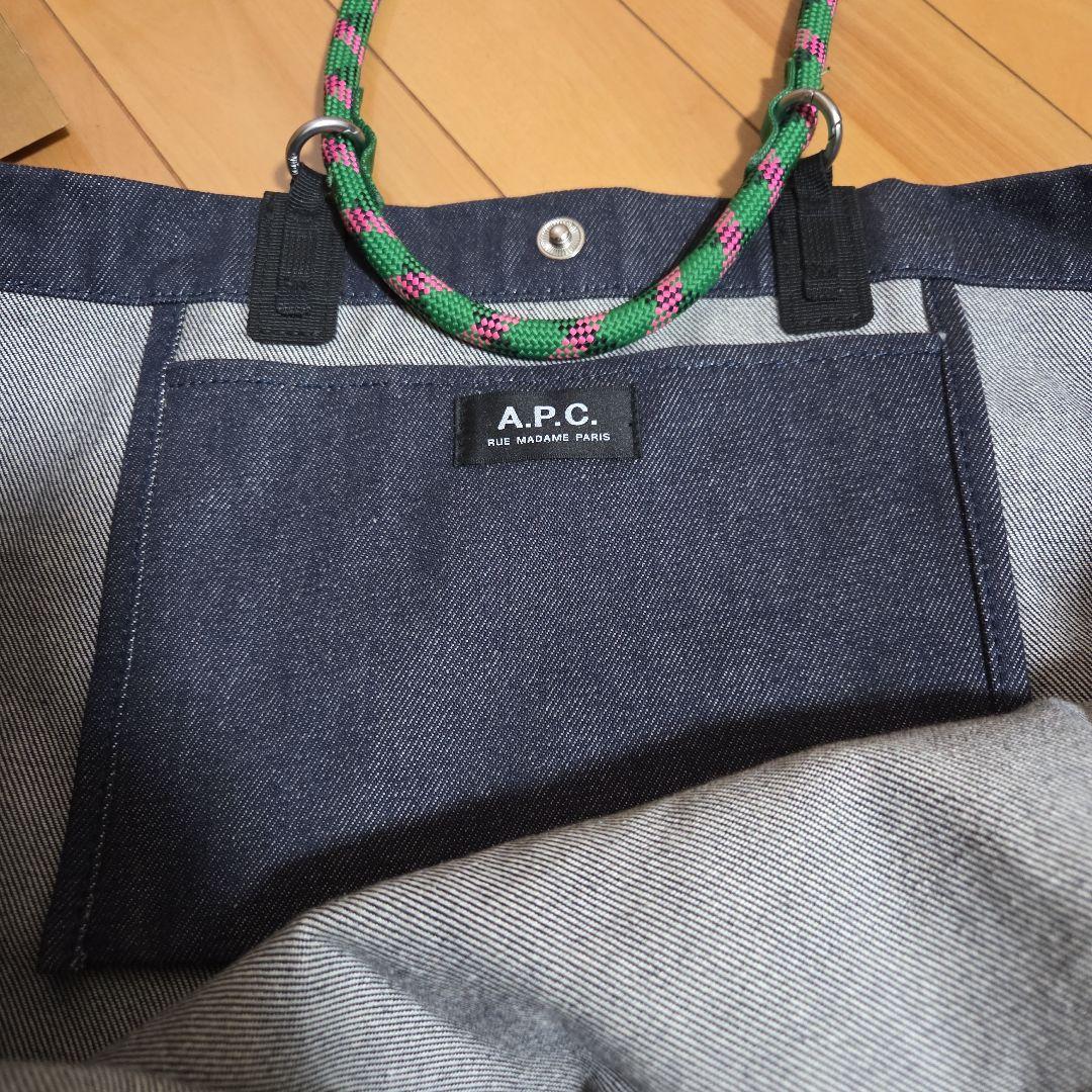 A.P.C. × topologie ネイビー トートバッグ完売品 大容量レア - メルカリ