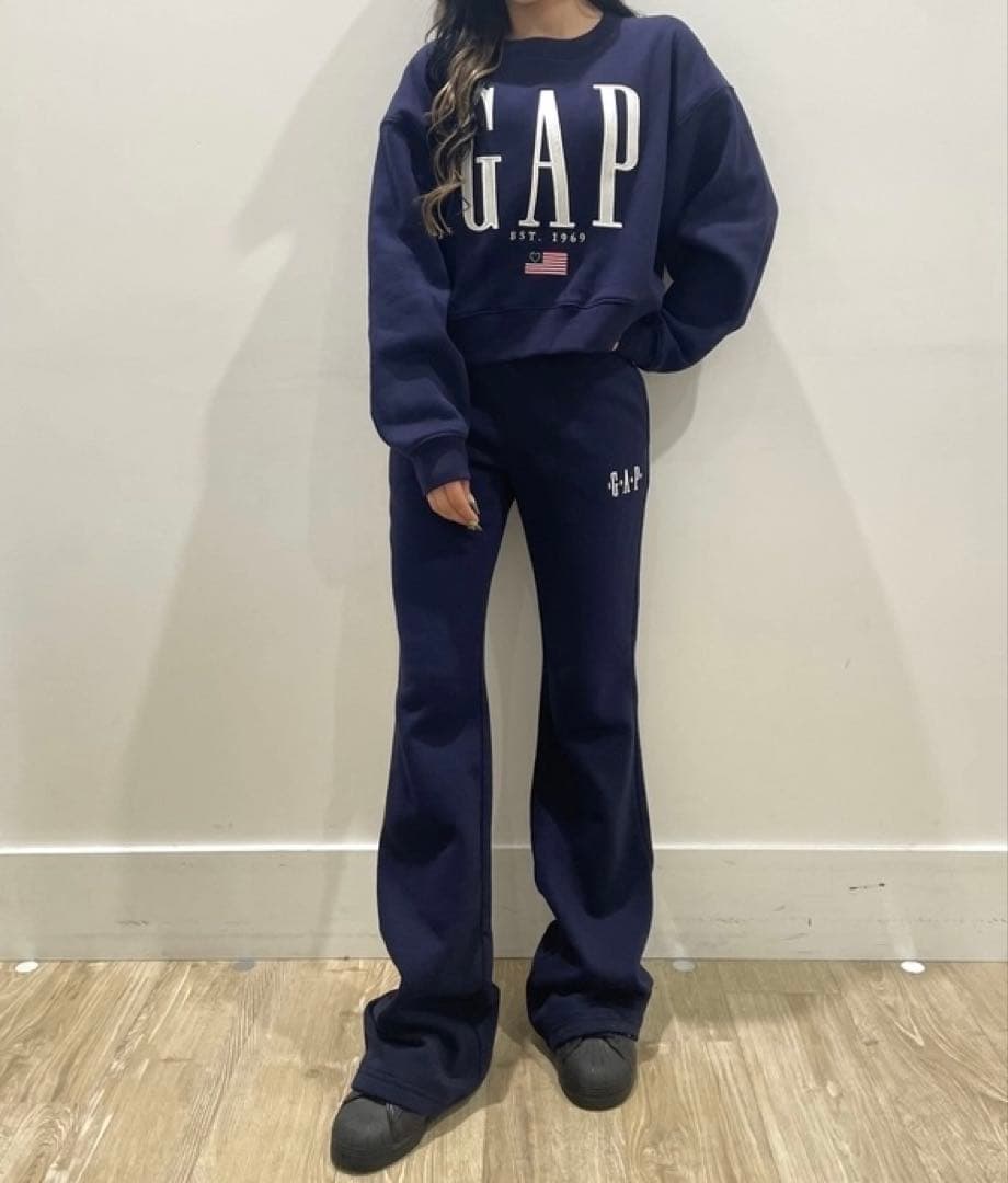 GAP ネイビー トレーナー・パンツセット - メルカリ