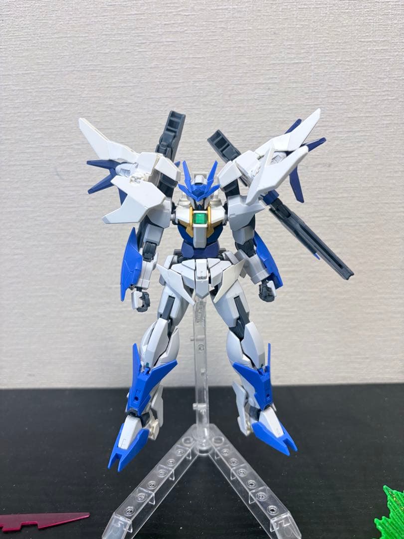 HG ガンプラ ダブルオースカイメビウス 武器・エフェクトパーツ付き