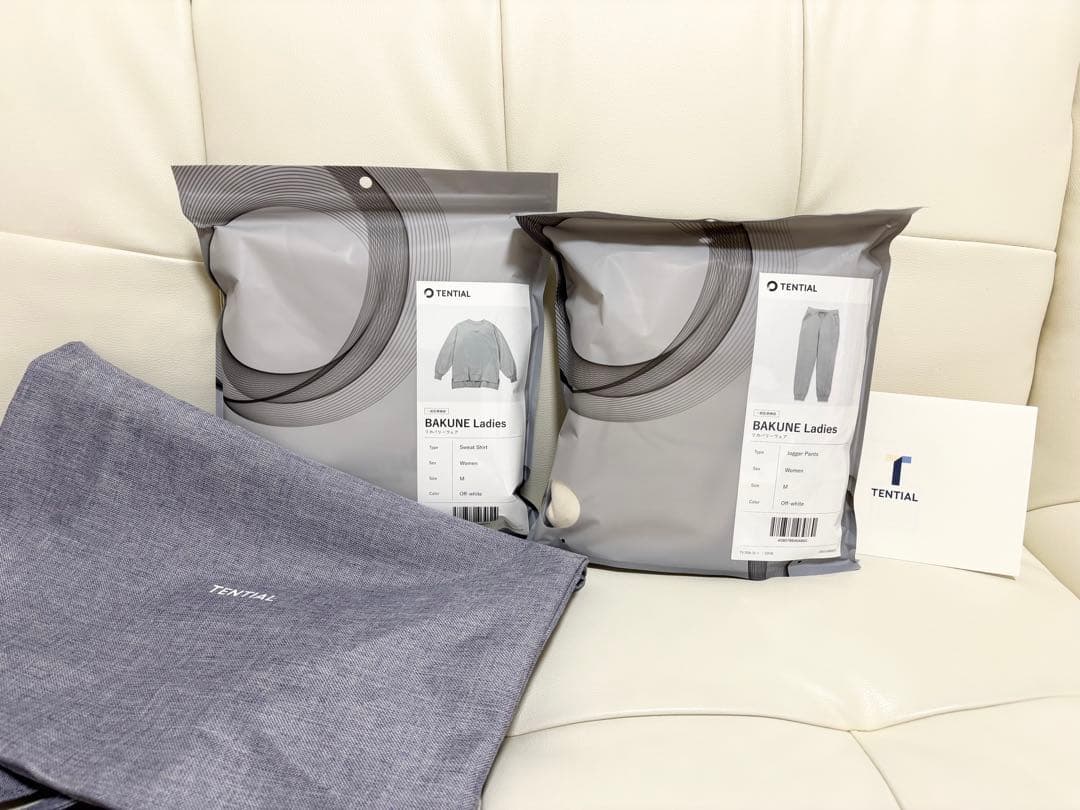 【値下げ】完売品BAKUNE Ladies（旧） 上下セット