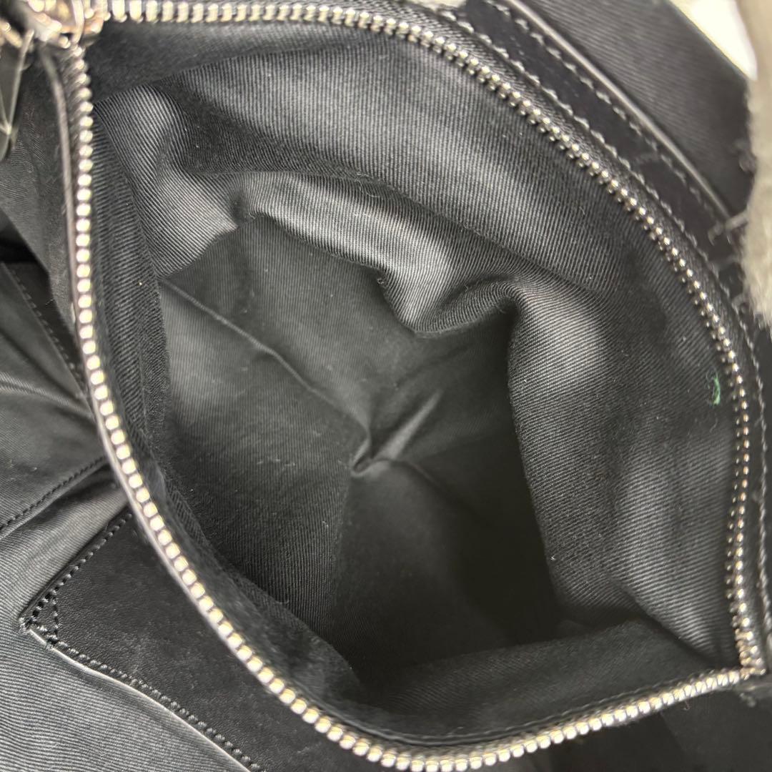 A4可/美品】ドルチェ&ガッバーナ ロゴプレート ショルダーバッグ シボ