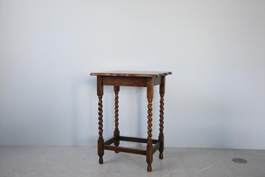 英国アンティーク木製サイドテーブル/オケージョナル机/飾り棚/花台(91