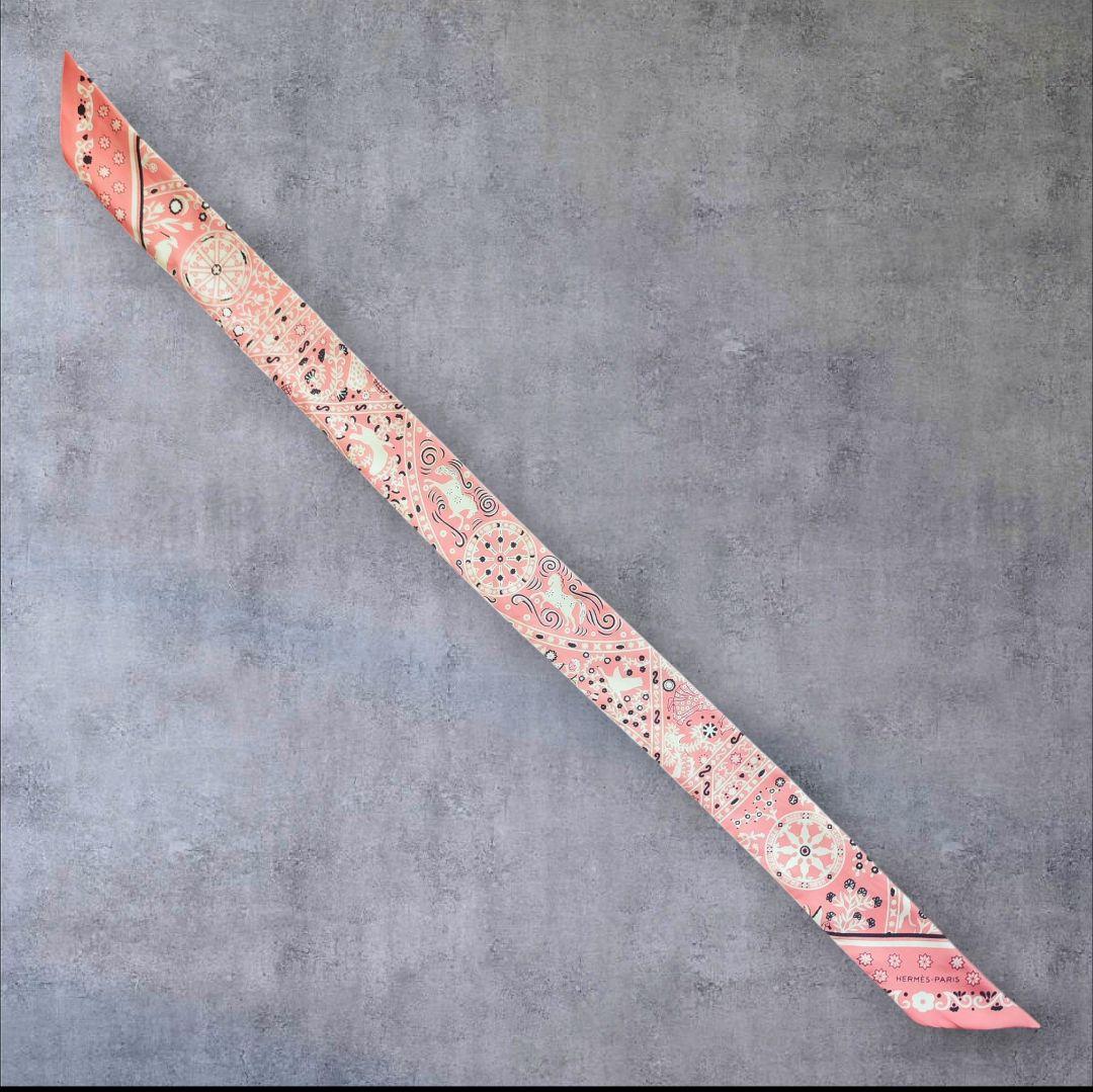 【極美品】HERMESエルメスツイリー PEUPLE DU VENT風の民ピンク