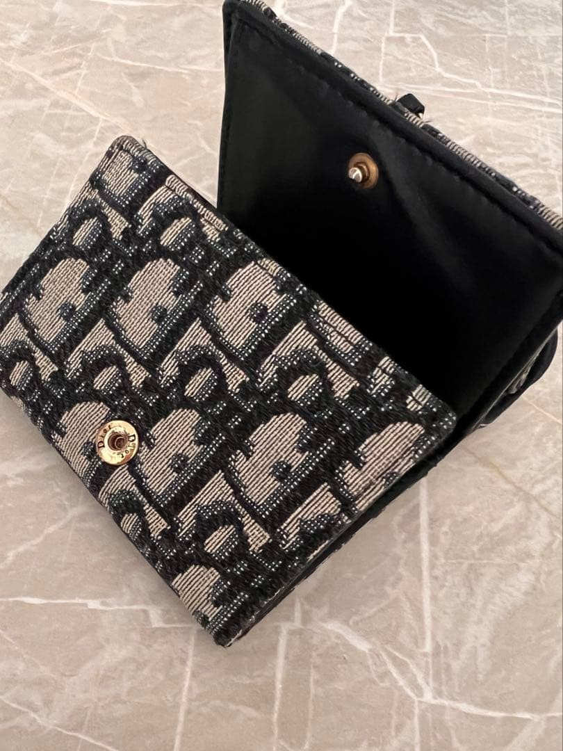 Dior モノグラム 三つ折り財布 - メルカリ