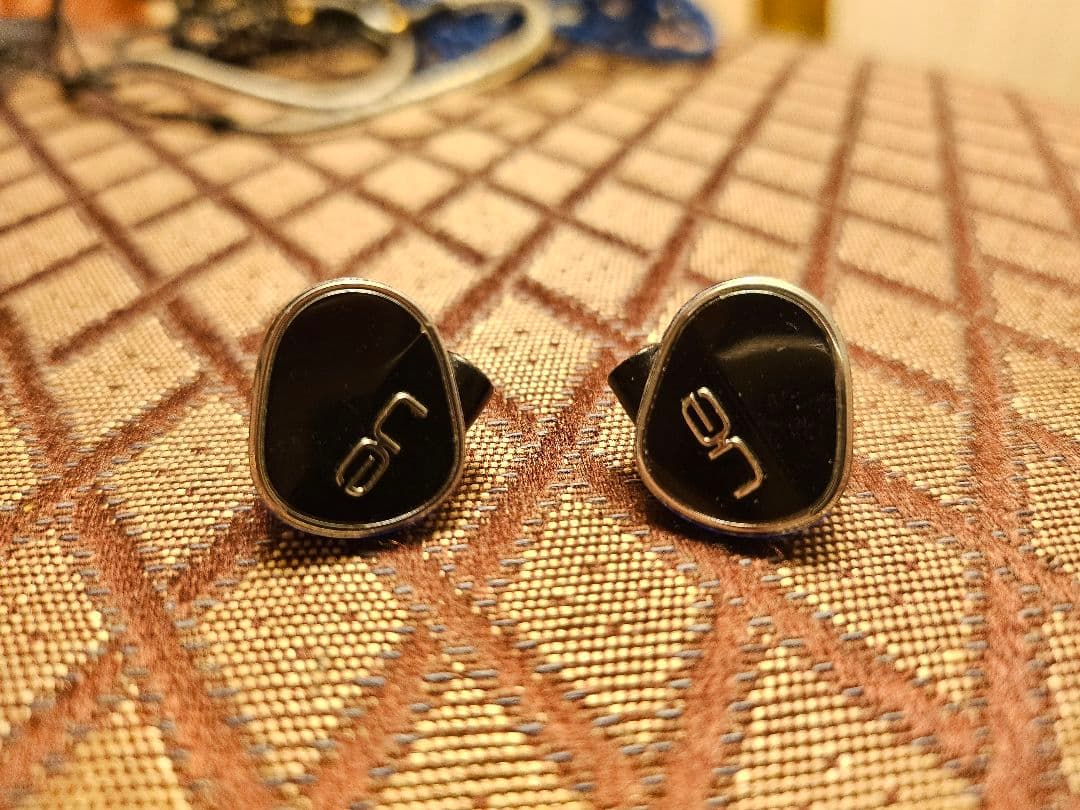 【美品・おまけ付き】Logicool Ultimate Ears UE900