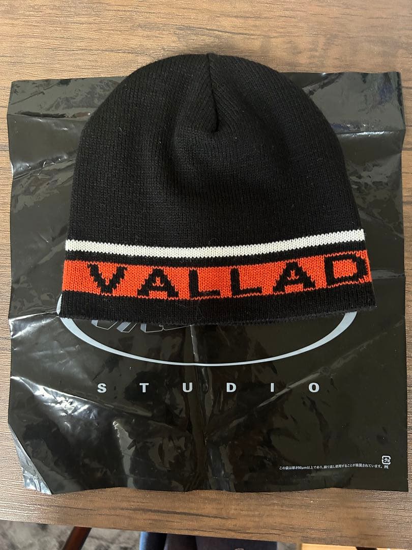vallad studio ビーニー IO着用 - メルカリ