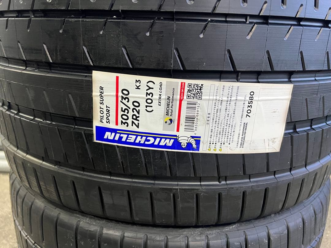 大特価ミシュランパイロットスポーツ305/30r20 ミシュラン（MICHELIN） 2025年製 PILOT SPORT 4 S 305/30ZR20 (103Y