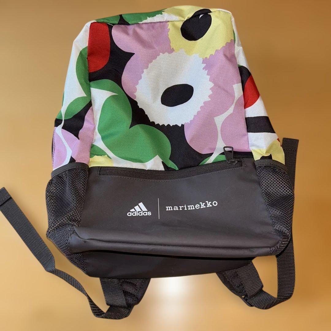 adidas marimekko コラボ リュック - メルカリ