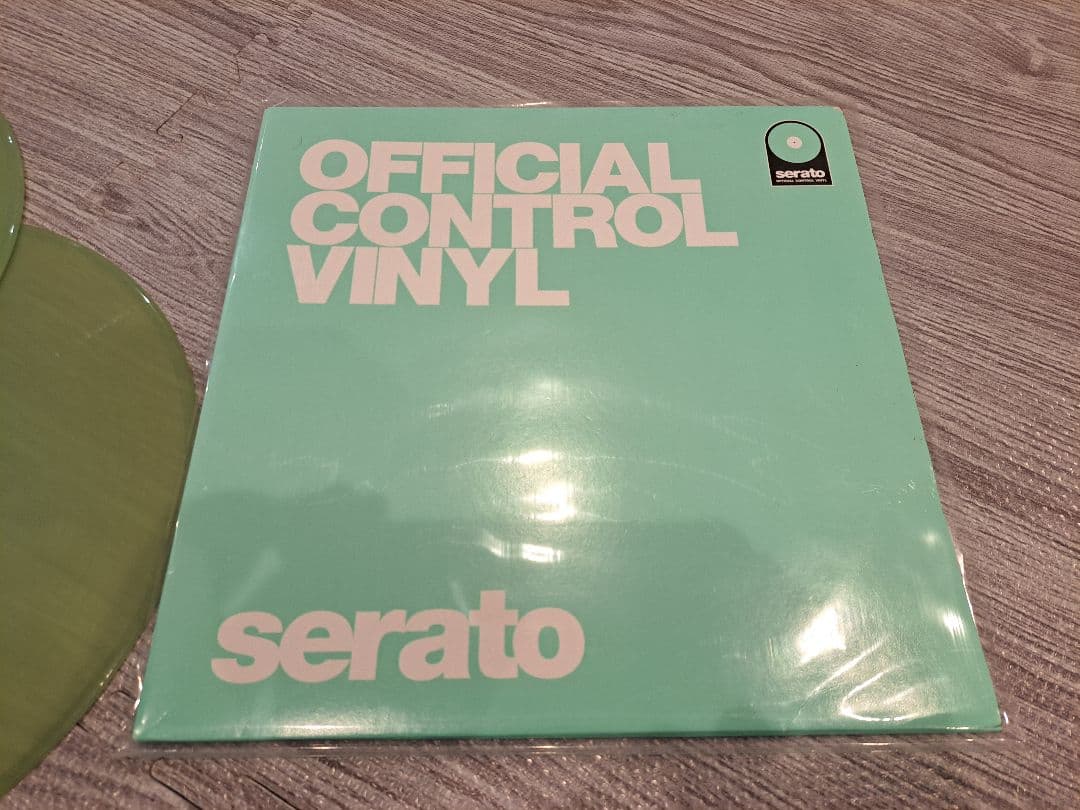 serato Official Control Vinyl 限定版 + オマケ