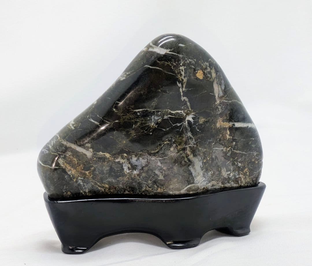 菊花石 糸菊の紅白花 孔雀系母岩 山形 根尾 鑑賞石 水石