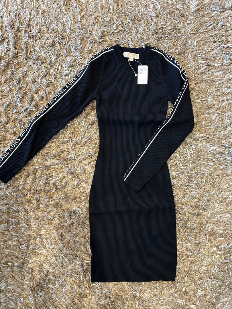 MICHAEL KORS ブラックロングワンピース 新品タグ付き - メルカリ