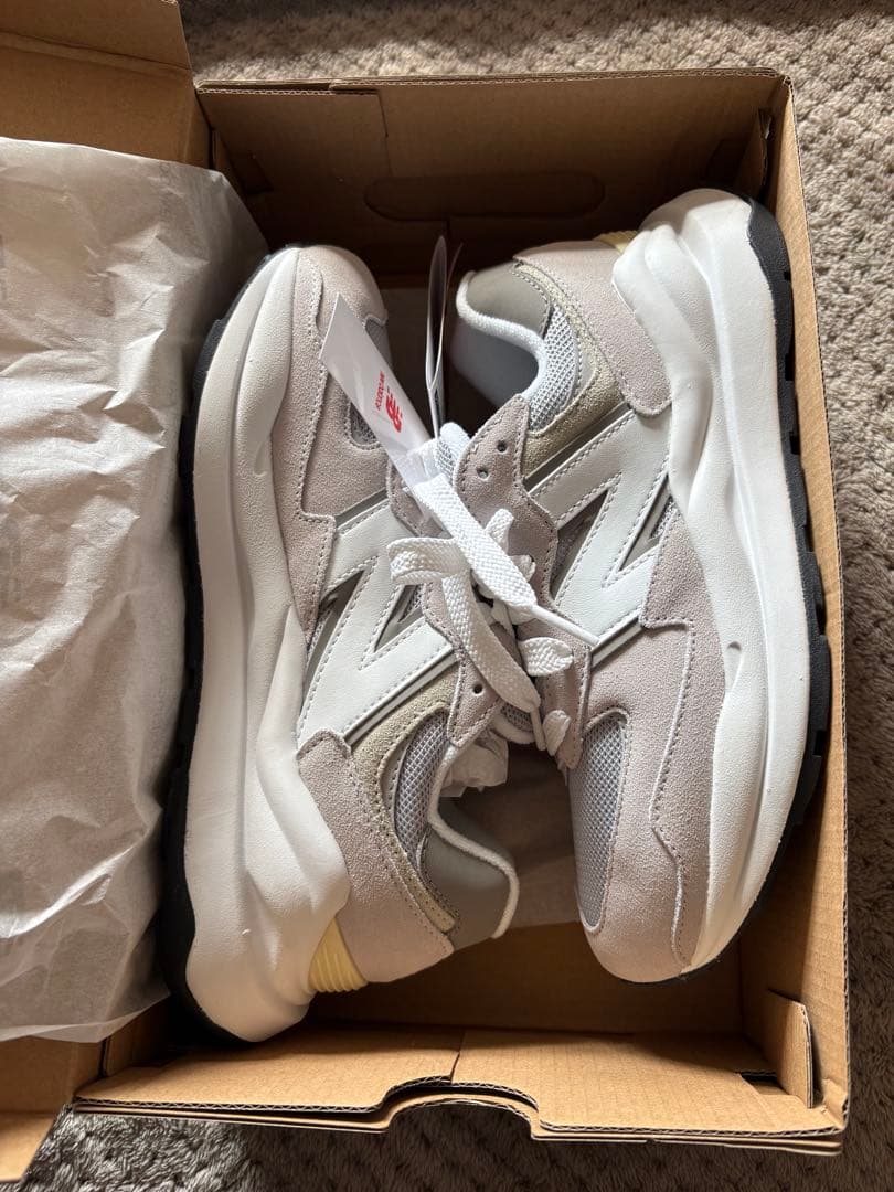 新品未使用　New Balance M5740 スニーカー 23.5cm タグ付