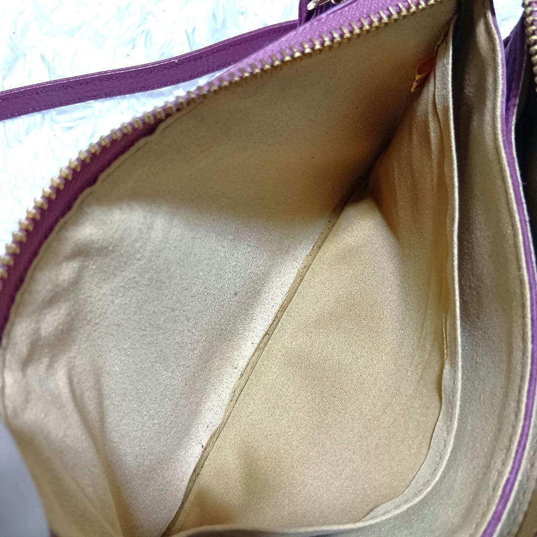 アタオ ショルダーバッグ オフィスブーブー レザー ロゴ金具 プラム