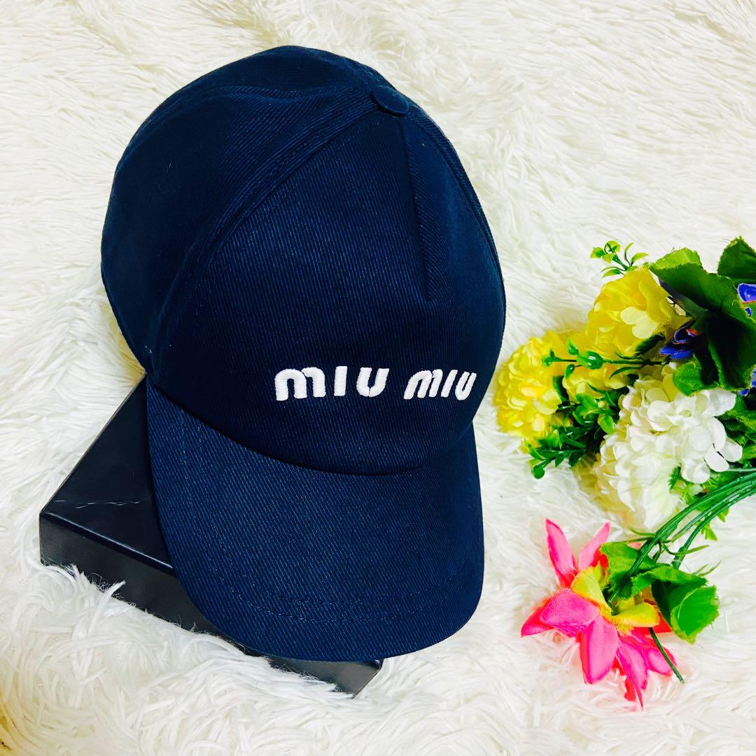 NAVY✨miumiu✨ミュウミュウ✨キャップ✨ウォニョン着用✨ネイビー