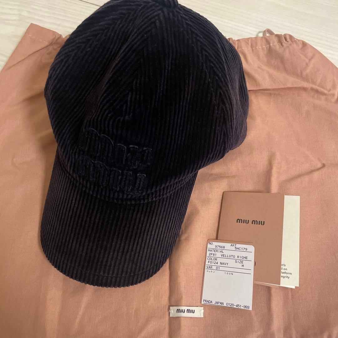 miu miu コーデュロイキャップ Mサイズ ネイビー | Shop at Mercari