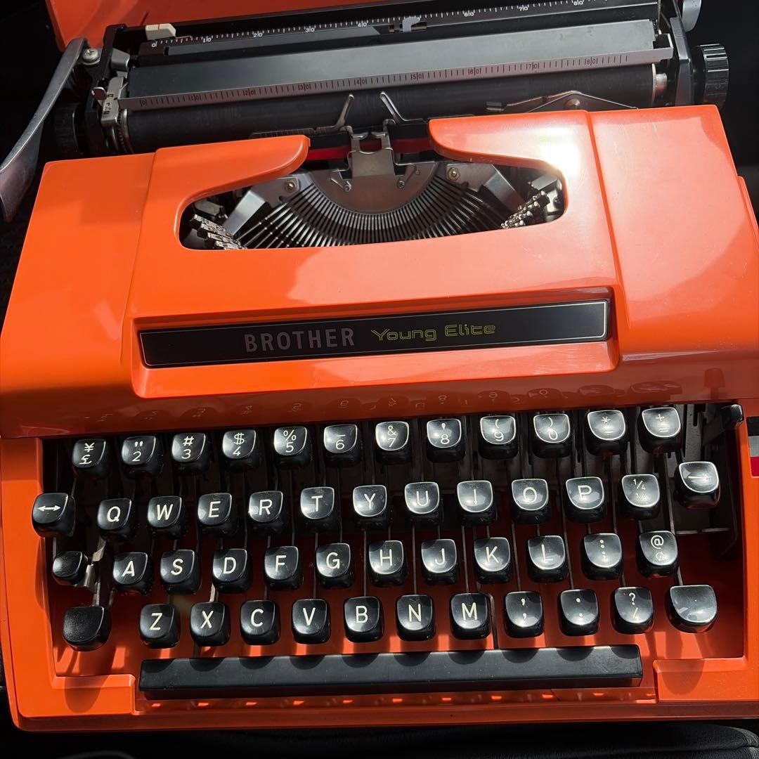 BROTHER Young Elite タイプライター オレンジ - メルカリ